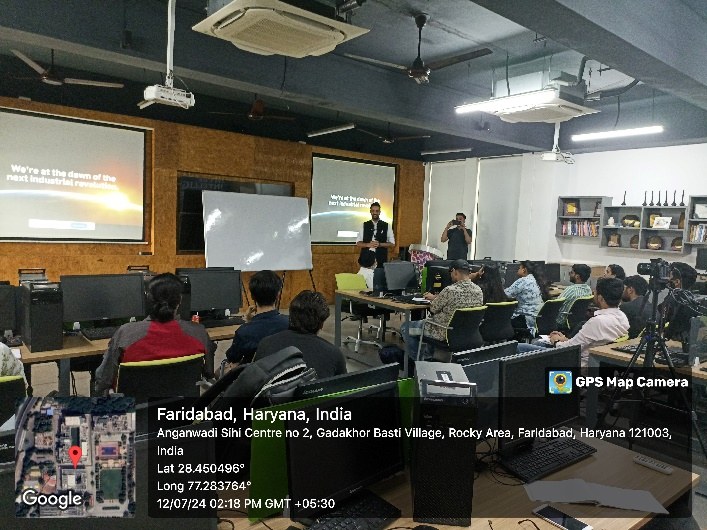 ACCELERATORSINCUBATION – OPPORTUNITIES FOR STUDENTS & FACULTIEs photo 3